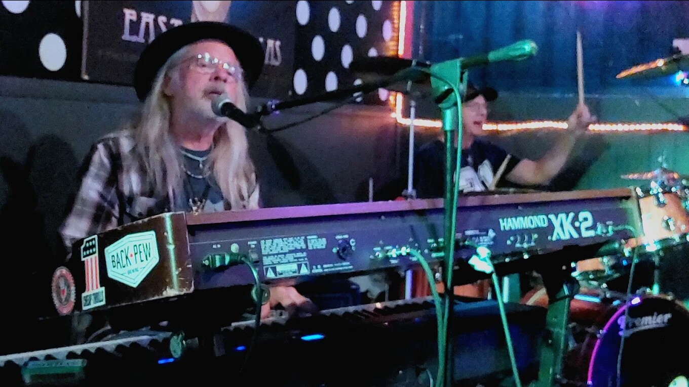 Kirk Hampton performing
